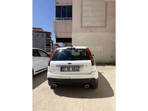 Sahibinden Ford Fiesta 1.4 TDCi Comfort 2008 Model 