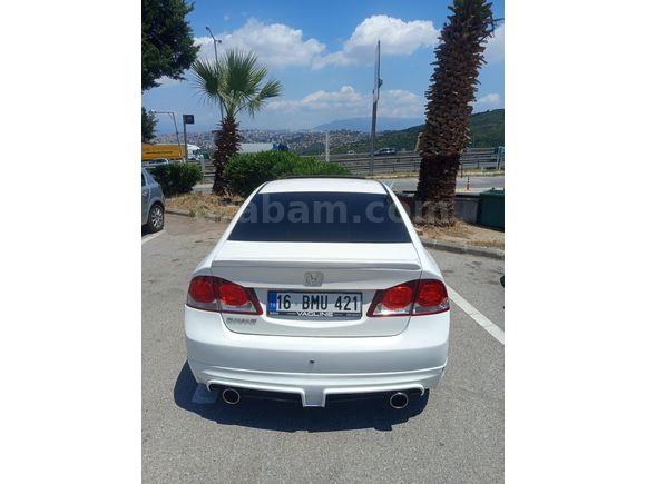 Sahibinden Honda Civic 1.6i VTEC Elegance 2011 Model