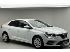 Sahibinden Renault Megane 1.3 TCe Joy Comfort 2024 Model  49.000 km Beyaz