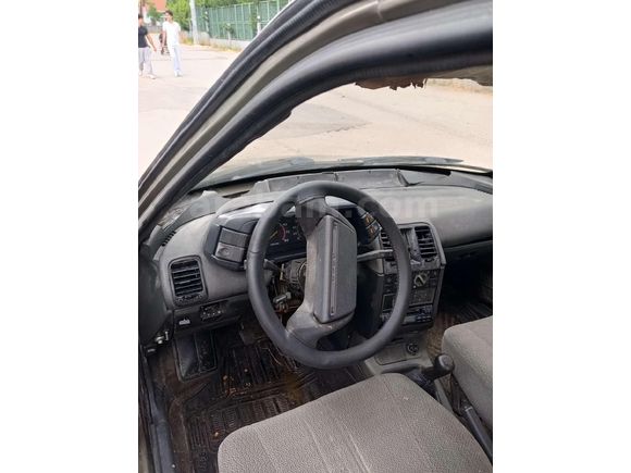 Galeriden Lada Vega 1.5 2001 Model Kocaeli