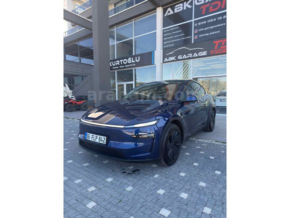 Sahibinden Tesla Model Y Standart (Juniper)  5 Bin km Sıfır Gibi 