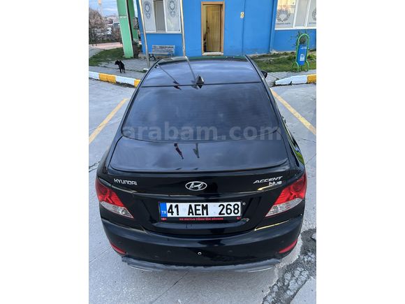 Sahibinden Hyundai Accent Blue 1.4 CVVT Mode Plus 2012 Model