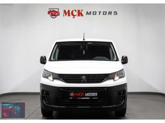 MÇK'MOTORSDAN 2022 MODEL PEUGEOT PARTNER 1.5 BLUEHDİ COMFORT