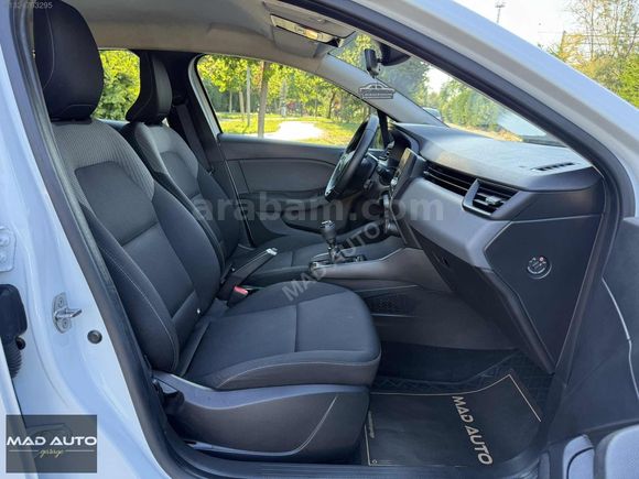 *MAD AUTO*2024 RENAULT CLİO 1.0 TCE EQUİLİBRE 69.000 KM
