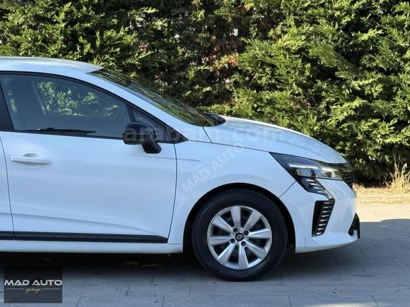 *MAD AUTO*2024 RENAULT CLİO 1.0 TCE EQUİLİBRE 69.000 KM
