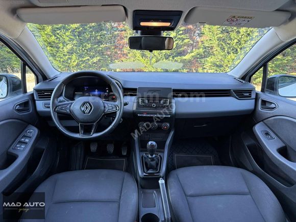 *MAD AUTO*2024 RENAULT CLİO 1.0 TCE EQUİLİBRE 69.000 KM