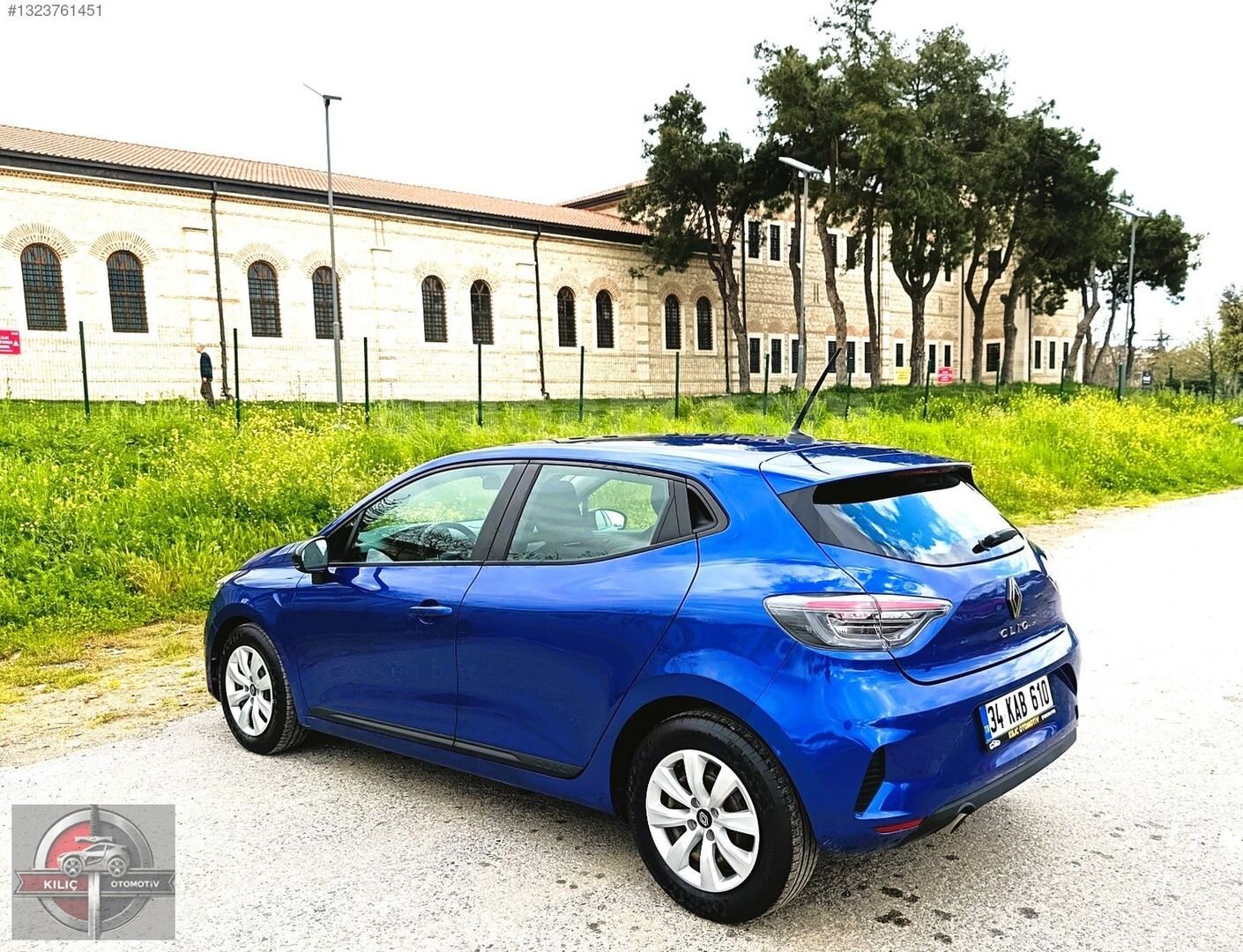 Galeriden Renault Clio 1.0 TCe Equilibre 2023 Model İstanbul 85.000 km Mavi 7