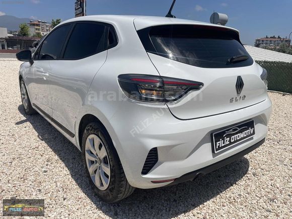 2024 Hatasız Boyasız Tramersiz Yeni Clio