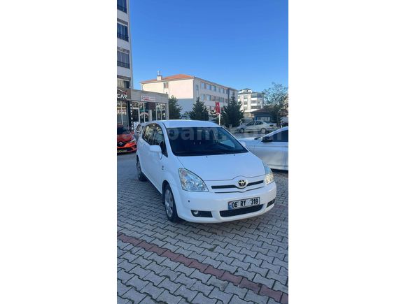 Sahibinden Toyota Corolla 1.6 Verso 2004 Model 