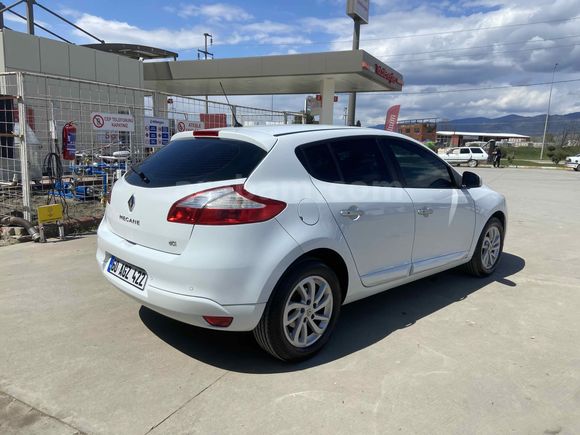 Sahibinden Renault Megane 1.5 dCi Touch Plus 2014 Model 