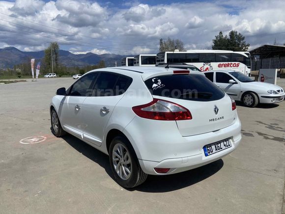 Sahibinden Renault Megane 1.5 dCi Touch Plus 2014 Model 