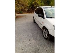Sahibinden Ford Fiesta 1.4 TDCi Comfort 2005 Model  405.000 km Beyaz