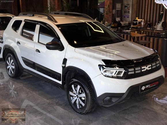 DEV MOTORS'TAN 2022 DACİA DUSTER ESSENTİAL 4X4 G.GÖRÜŞ BOYASIZZ