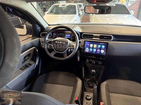 DEV MOTORS'TAN 2022 DACİA DUSTER ESSENTİAL 4X4 G.GÖRÜŞ BOYASIZZ