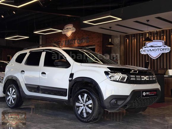 DEV MOTORS'TAN 2022 DACİA DUSTER ESSENTİAL 4X4 G.GÖRÜŞ BOYASIZZ