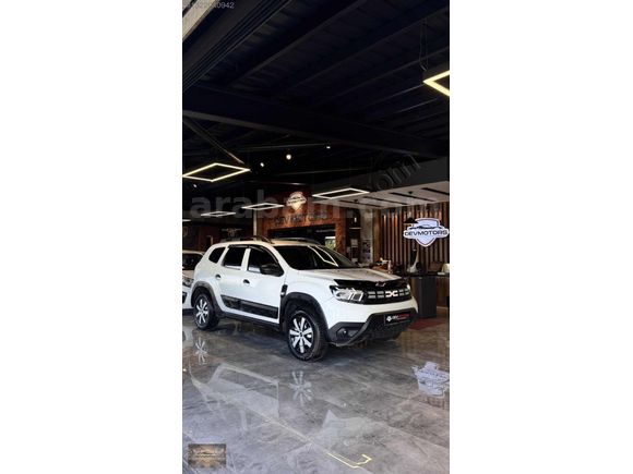 DEV MOTORS'TAN 2022 DACİA DUSTER ESSENTİAL 4X4 G.GÖRÜŞ BOYASIZZ