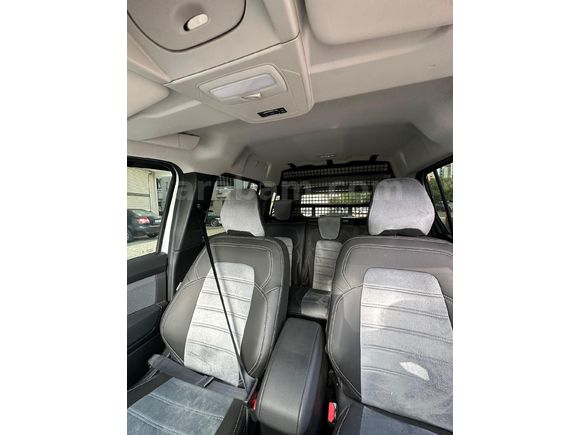 Sahibinden Renault Kangoo Multix 1.5 BluedCi Iconic 2025 Model