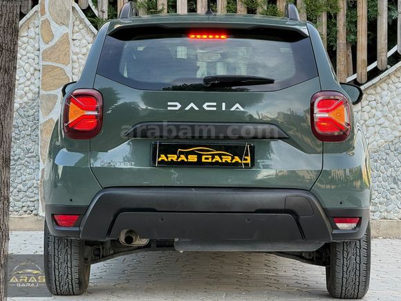 Aras Garaj Hatasız Boyasız 2023 1.5 Blue Dci 4X2 Dacia Duster