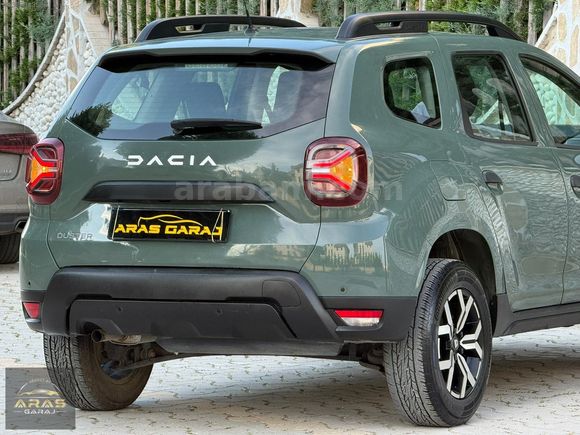 Aras Garaj Hatasız Boyasız 2023 1.5 Blue Dci 4X2 Dacia Duster