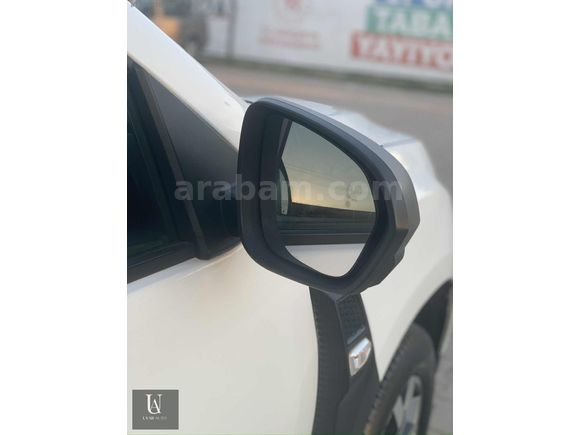 UYAR AUTO DAN 4X4 DUSTER