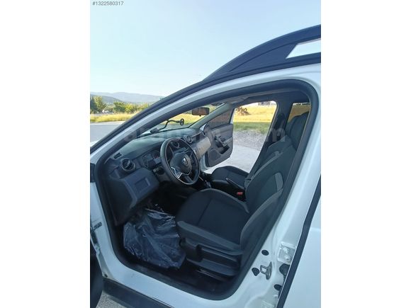DEĞİŞENSİZ DÜŞÜK KM 4X4 DUSTER