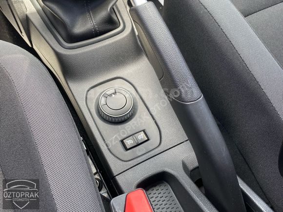 ÖZTOPRAK-2021 DACİA DUSTER COMFORT 1.5 DCİ 4X4-4.75 VADE