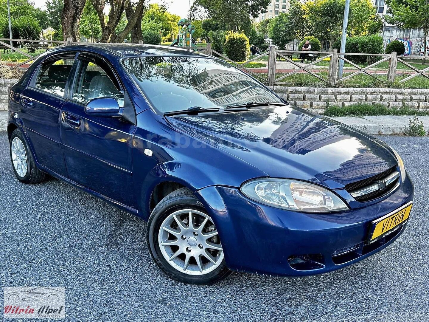 Galeriden Chevrolet Lacetti 1.4 SX 2005 Model İstanbul 295.000 km Lacivert 4