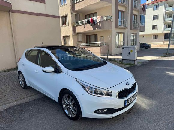 Sahibinden Kia Ceed 1.6 CRDi Concept Plus 2014 Model 