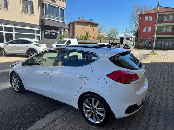 Sahibinden Kia Ceed 1.6 CRDi Concept Plus 2014 Model 