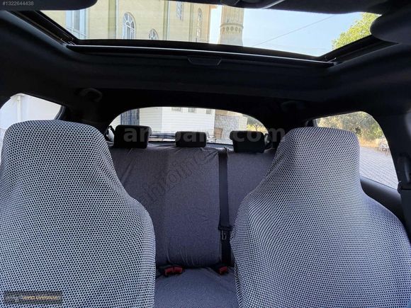 ERD GARAGE'DEN CAM TAVANLI DÜŞÜK KM BLACK EDİTİON JUKE