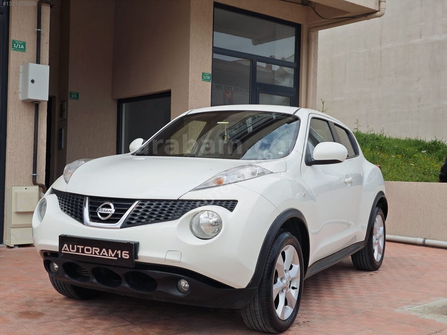 Galeriden Nissan Juke 1.5 dCi Tekna 2012 Model Bursa 177.500 km Beyaz 3