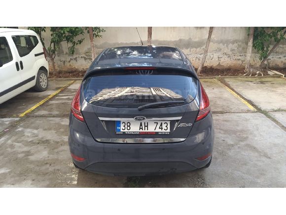 2012 Ford Fiesta 1.4 Titanium