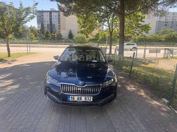 Sahibinden Skoda SuperB 1.5 TSI Combi Prestige 2022 Model 