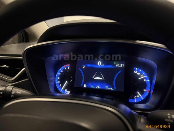 İPEK AUTO / Corolla 1.5 Flame X-Pack / BOYASIZ / SUNROOF / LED