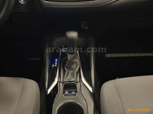 İPEK AUTO / Corolla 1.5 Flame X-Pack / BOYASIZ / SUNROOF / LED