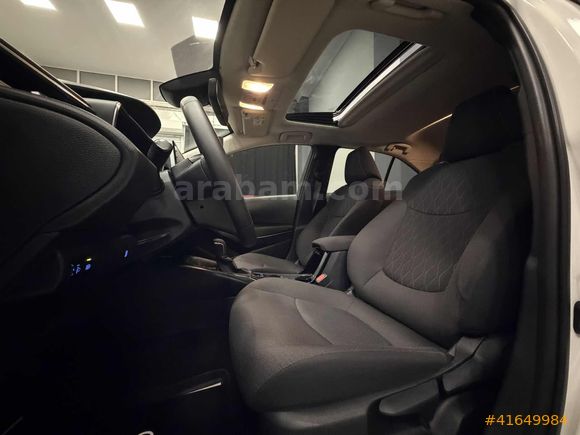 İPEK AUTO / Corolla 1.5 Flame X-Pack / BOYASIZ / SUNROOF / LED