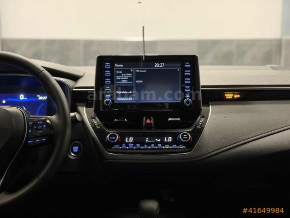 İPEK AUTO / Corolla 1.5 Flame X-Pack / BOYASIZ / SUNROOF / LED