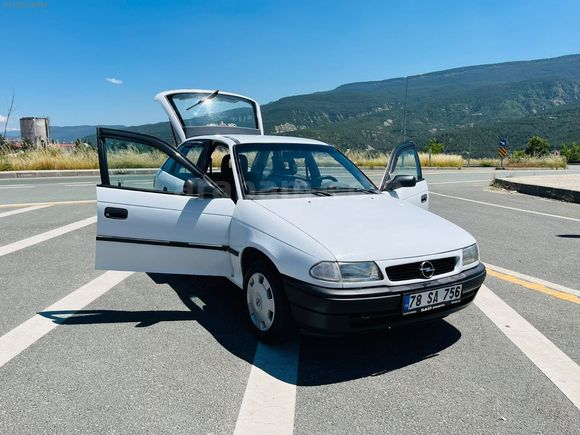 OPEL ASTRA 1.6 16 VALF ECOTECH TEMİZ MASRAFSIZ