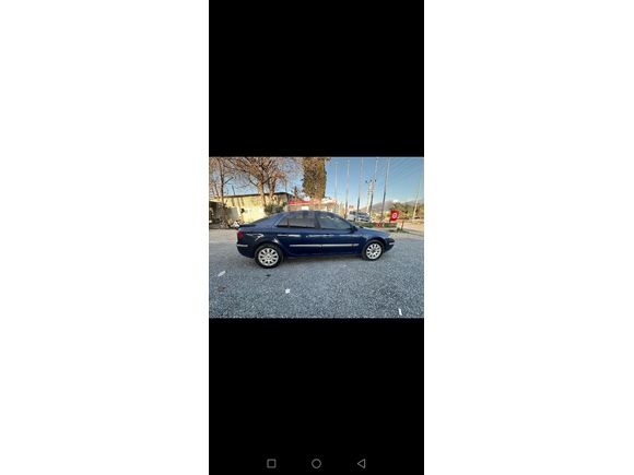 Sahibinden Renault Laguna 2.0 Privilege 2003 Model  320.000 km Lacivert