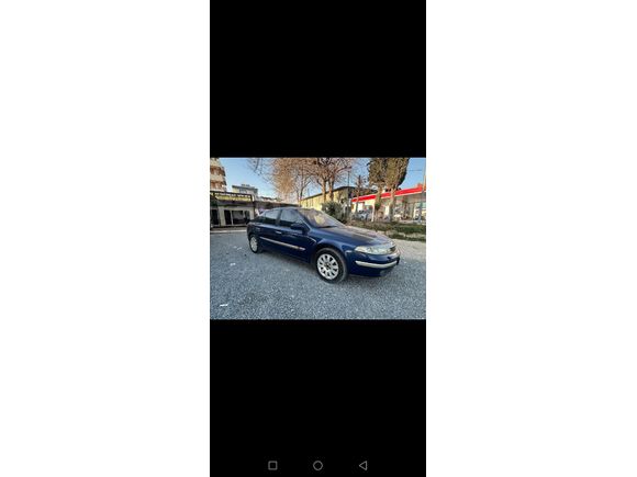 Sahibinden Renault Laguna 2.0 Privilege 2003 Model  320.000 km Lacivert