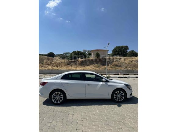 Sahibinden Renault Megane 1.5 Blue DCI Icon 2020 Model 