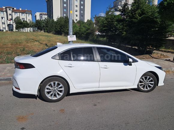 Sahibinden Toyota Corolla 1.5 Dream X-Pack 2023 Model