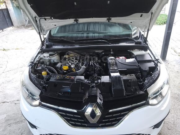 Sahibinden Renault Megane 1.3 TCe Joy 2021 Model Tesla ekran