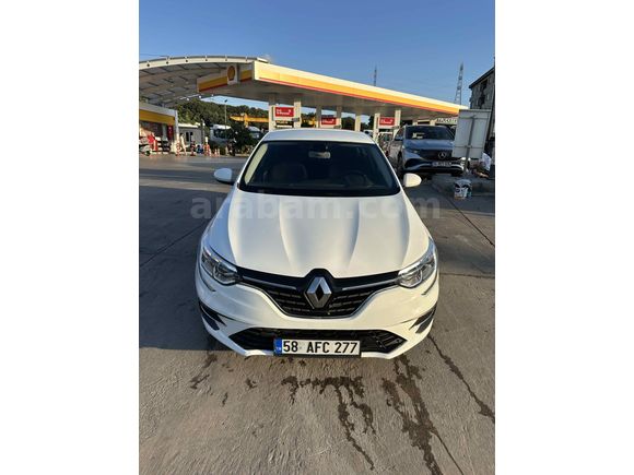 Renault Megane 1.3 TCe  OTOMATİK Joy 2022 Model  (bakım ve muayene yeni yapıldı)