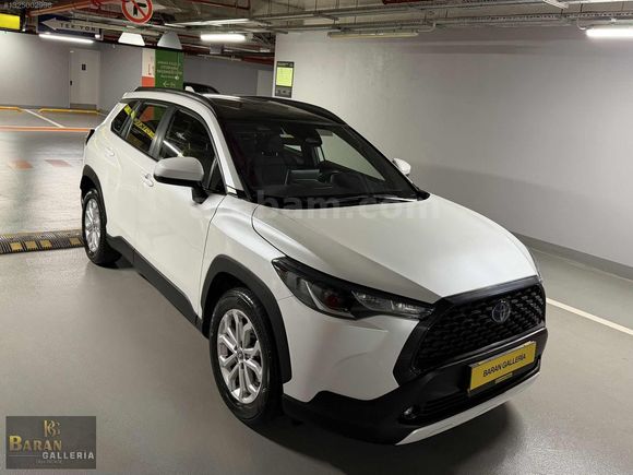 2023 ÇKŞ TOYOTA CROSS 42.000KM HATASIZ-BOYASIZ-GARANTİ-CAM TAVAN