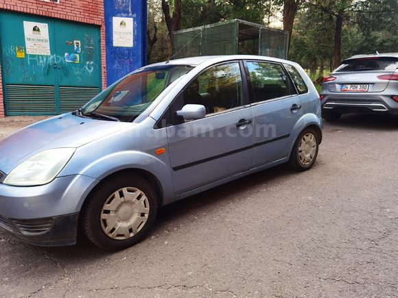 Sahibinden Ford Fiesta 1.4 Comfort 2005 Model Diyarbakır 233000 km Mavi
