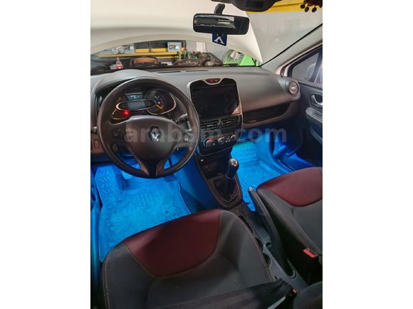 değişensiz boyasız clio 1.2 Joy 2015 Model