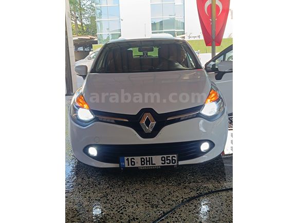değişensiz boyasız clio 1.2 Joy 2015 Model