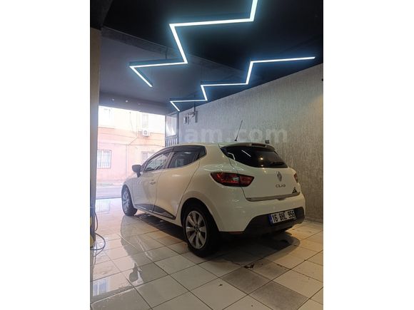 değişensiz boyasız clio 1.2 Joy 2015 Model