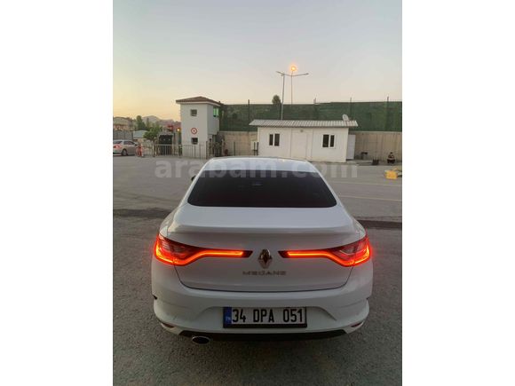 Sahibinden Renault Megane 1.3 TCe Joy 2020 Model 